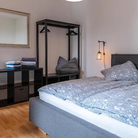 Ulmen, App 105 Chemnitz